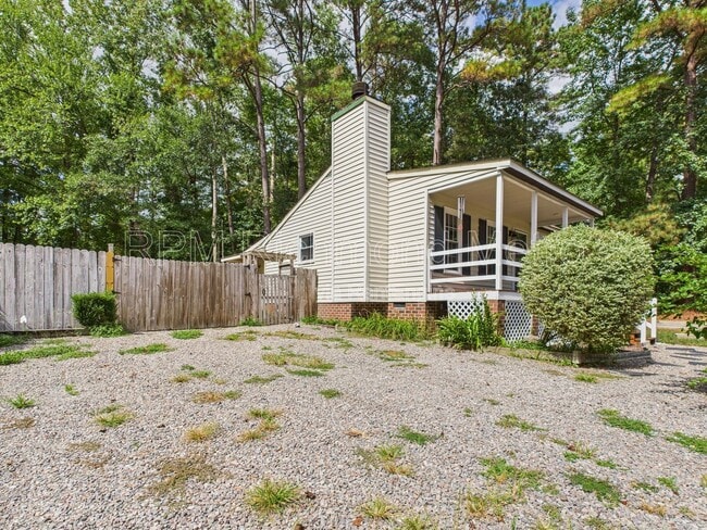 Building Photo - 11220 Sunfield Dr