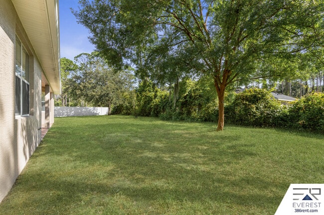 Building Photo - 34 Utrillo Pl