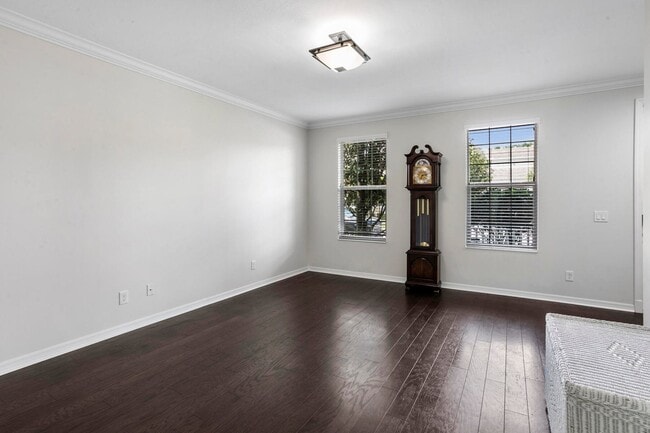 Building Photo - 1114 Sweet Hill Dr