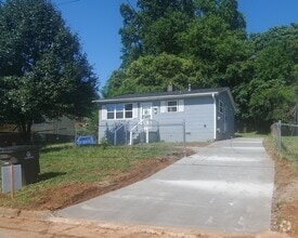 Building Photo - 1432 Douglas St