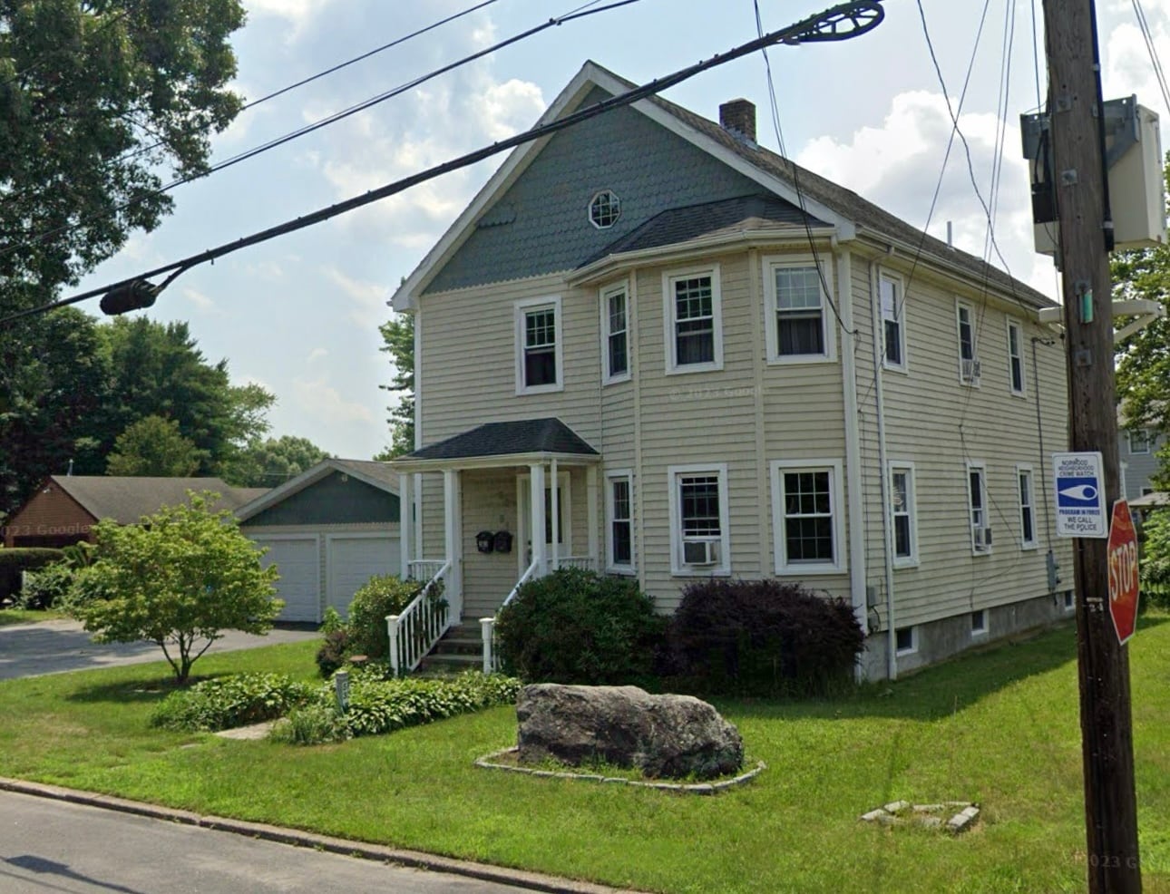 Building Photo - 53 Pettaconsett Ave