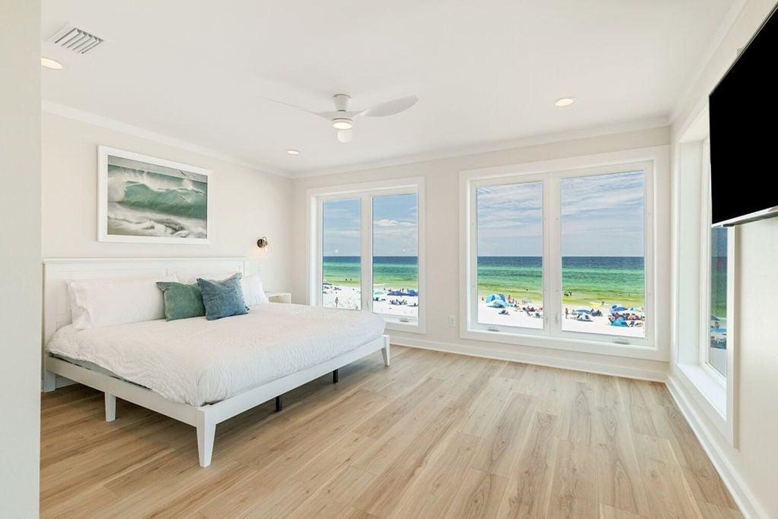 Building Photo - 100 S Spooky Ln