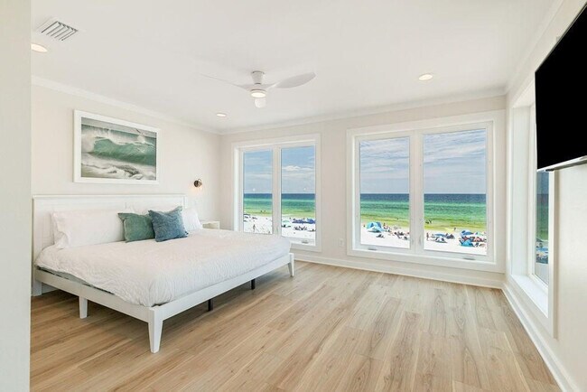 Building Photo - 100 S Spooky Ln