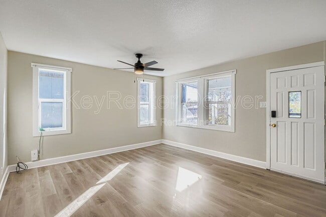 Building Photo - 1010 Jay St