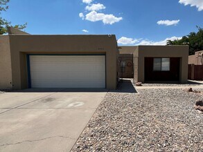 Building Photo - Cute 3 Bedroom 2 Bathroom Home In NW Albuq...