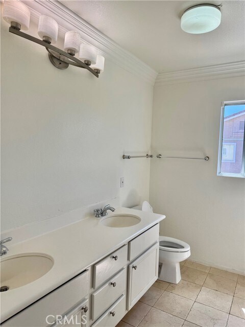 Building Photo - 5772 Parke Cir