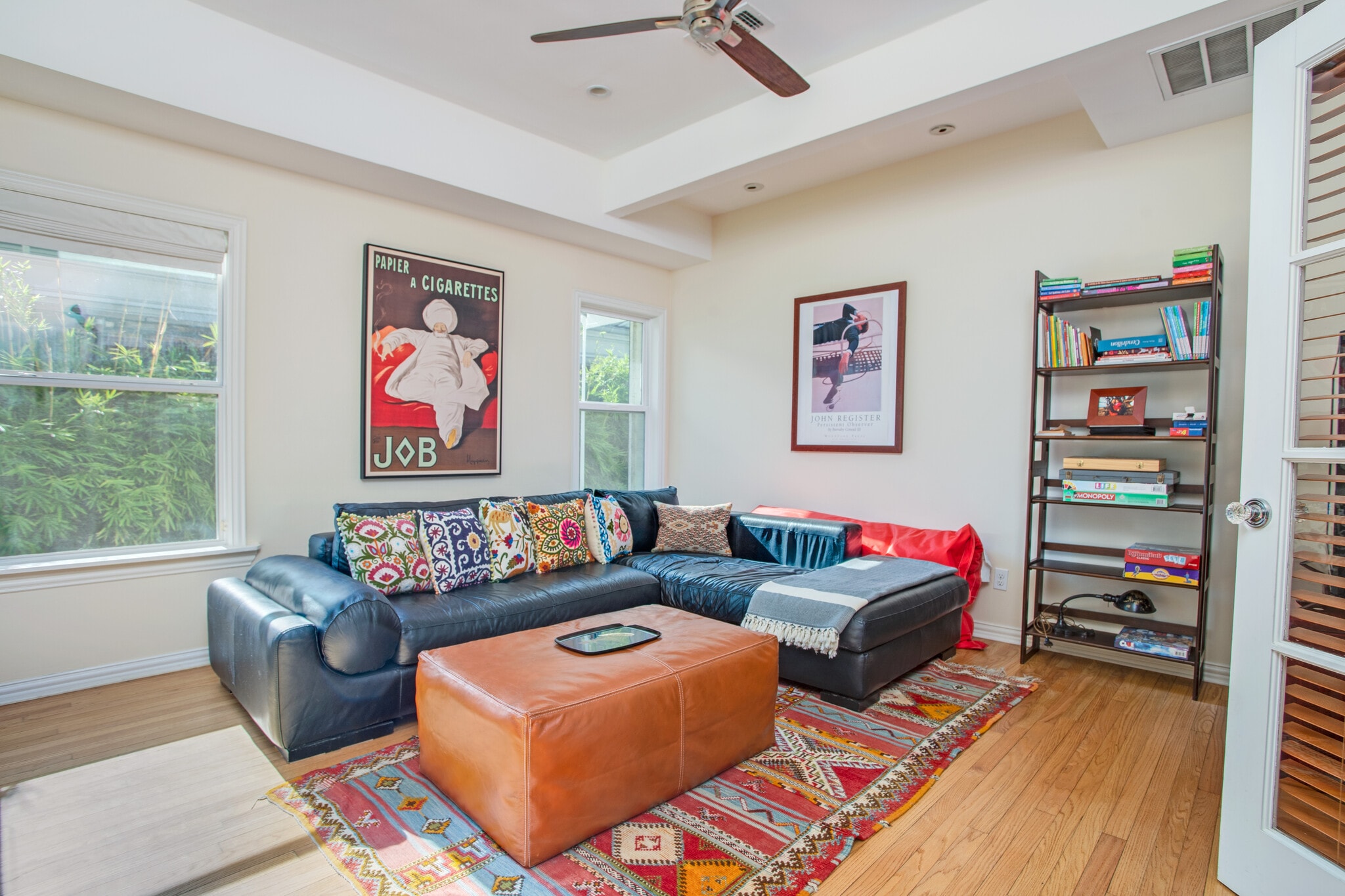 3rd bedroom / media room - 4641 Belclaire Ave