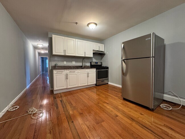 Unit 5 - 113 Ocean Ave