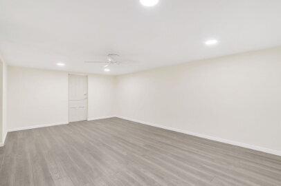 Building Photo - 3615 Pershing Dr