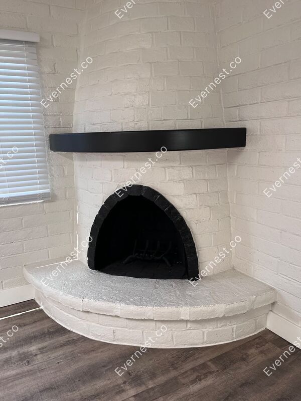 Building Photo - 4075 E Lee St