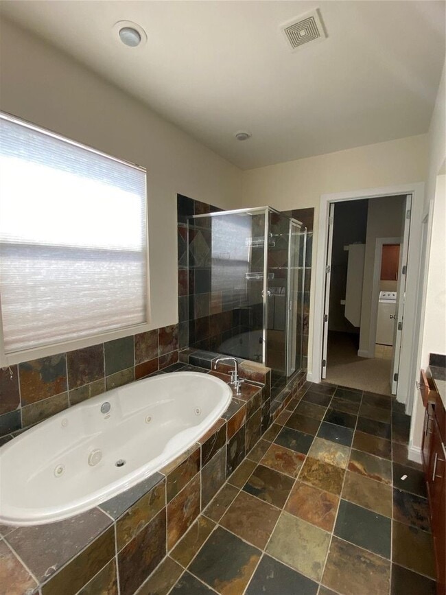 Building Photo - Contemporary M Street Duplex with 3rd Floo...