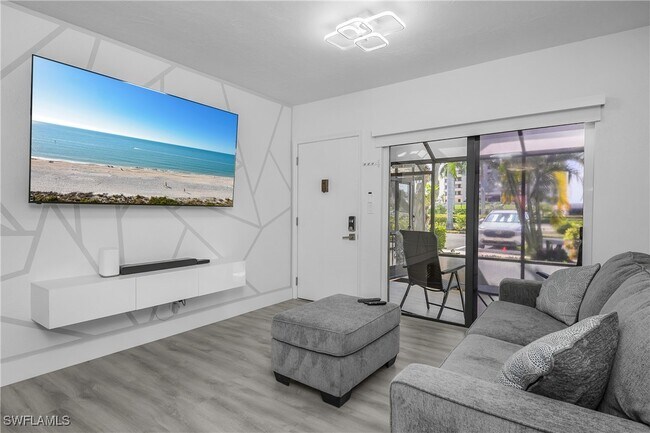 Building Photo - 201 S Collier Blvd