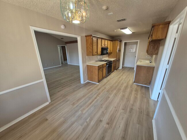 Building Photo - 5209 95th St