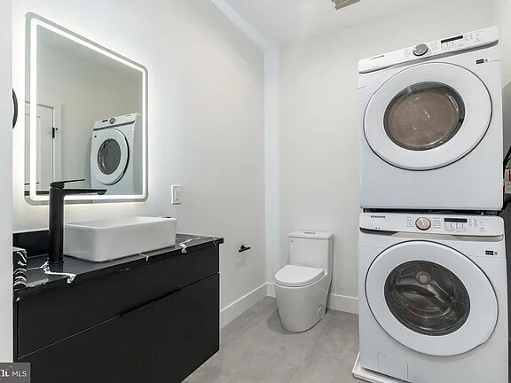 Building Photo - 1649 N 6th St