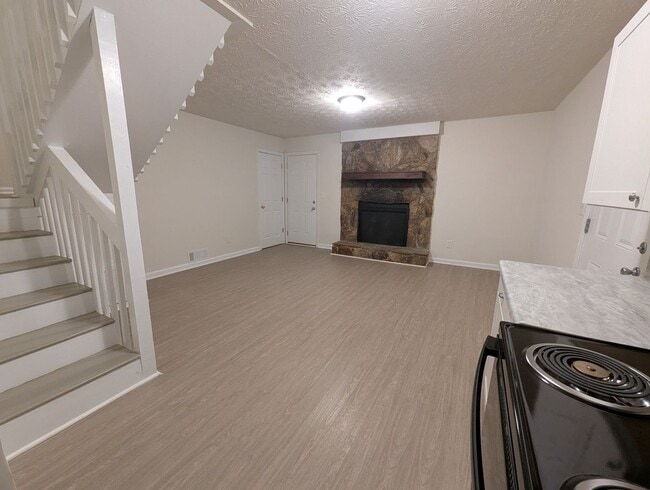 Building Photo - Pet-Friendly 2-bedroom, 1-bath A-Frame Home in the Rustwood Community