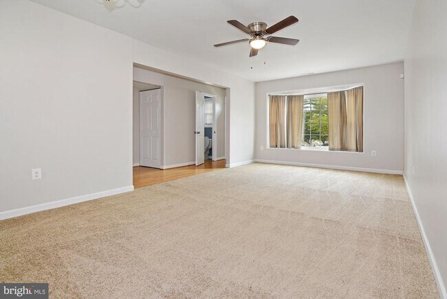 Building Photo - 1467 Chatham Ct