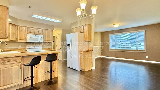 Building Photo - 31719 N Barbara Ave