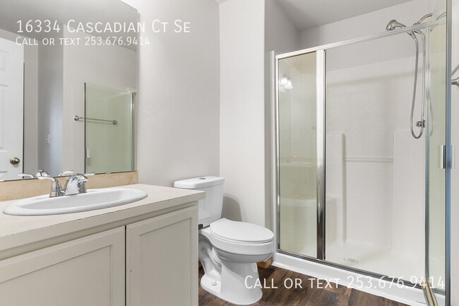 Building Photo - 16334 Cascadian Ct SE
