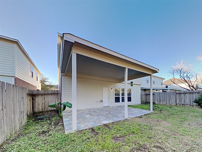 Building Photo - 4719 Blue Spruce Hill St