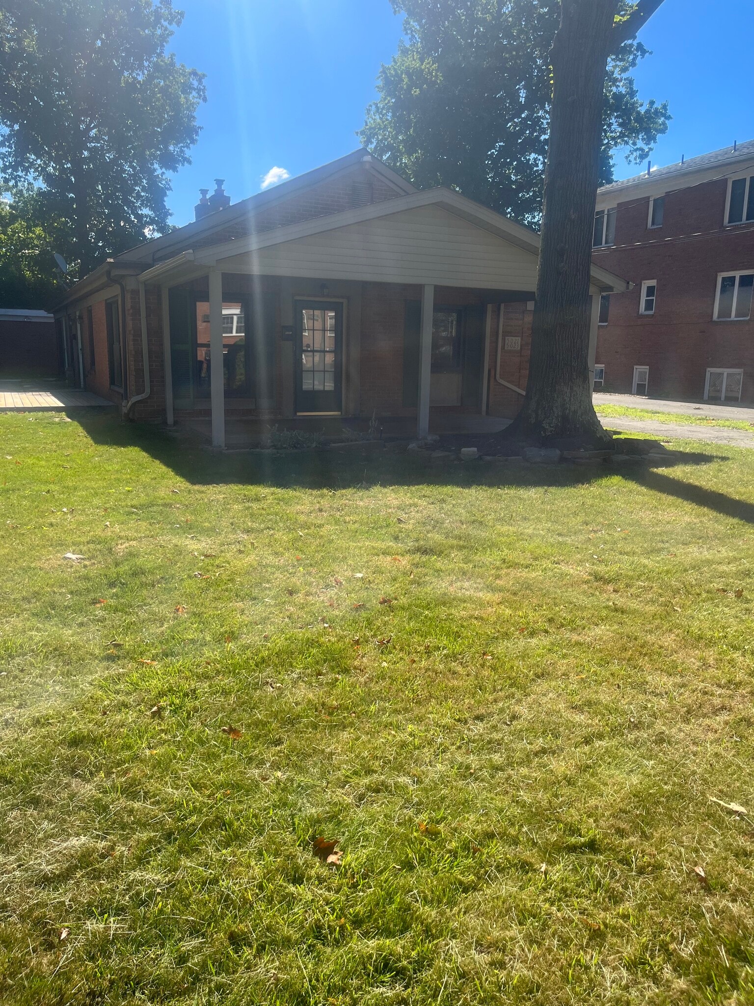 Building Photo - 5021 Forest Park Pl