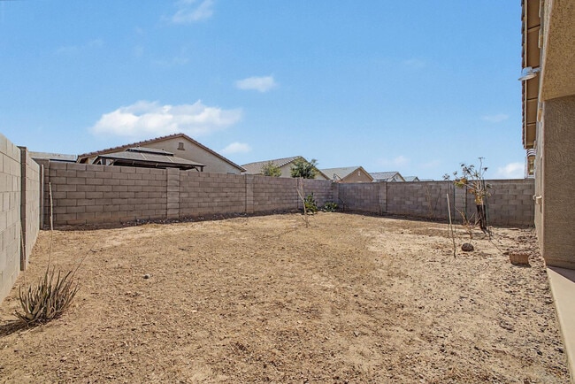 Building Photo - 10519 W Atlantis Wy