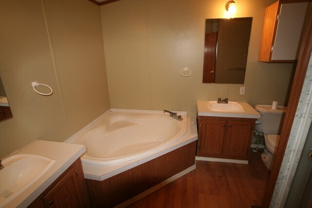Building Photo - 2732 Donna Ave