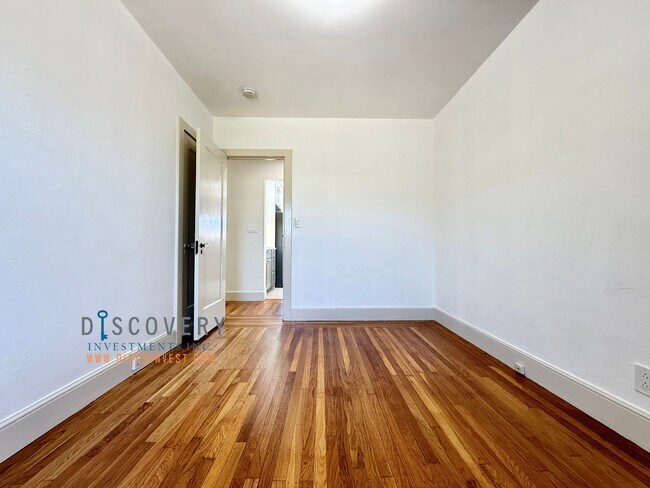 Building Photo - Newly Renovated & Turn-Key Home in Prime El Cerrito Walking Distance to BART and Parks