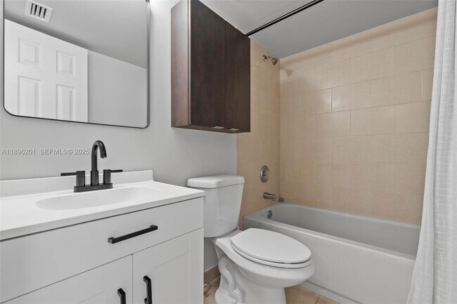 Building Photo - 3586 N University Dr