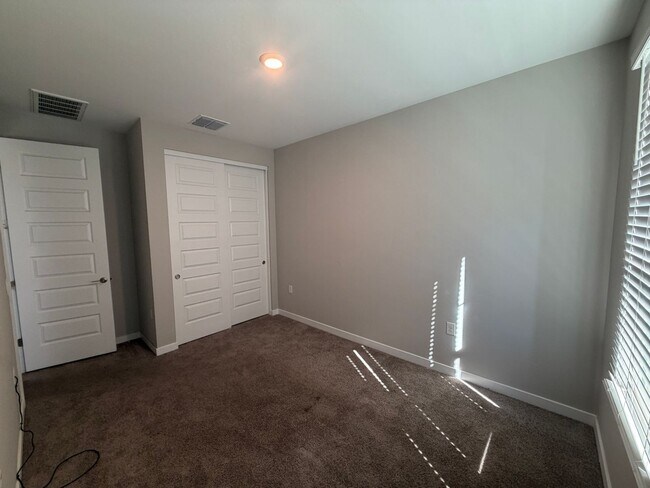 Building Photo - 16594 W Pedro Ln