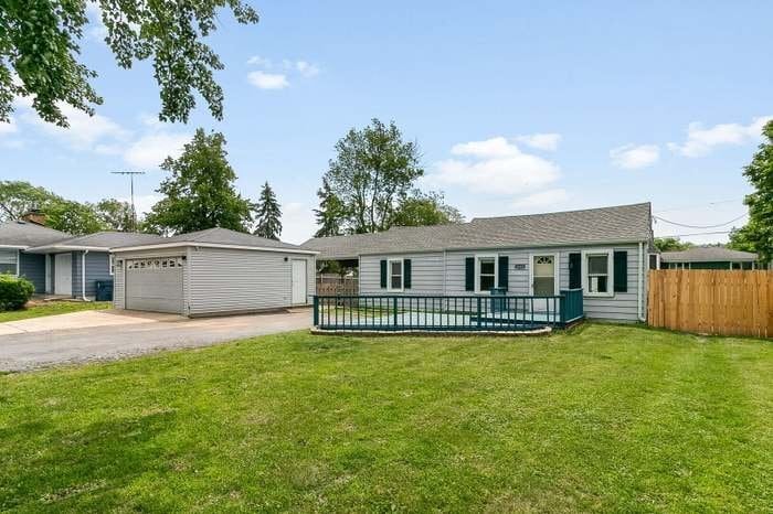 Building Photo - 2303 Sweetbriar Ave