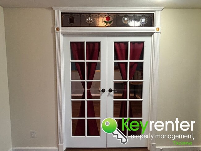 Building Photo - Spacious 4-Bedroom, 2.5 Bath Dupont Rental 5 Minutes from JBLM – Over 2,600 Sq Ft of Comfort