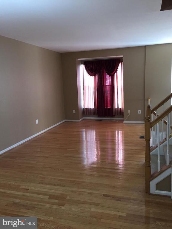 Building Photo - 2503 Clover Field Cir