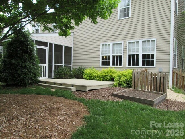 Building Photo - 9513 Wilson Hall Dr