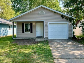 Building Photo - Renovated 3 Bedroom Home - Now Available!