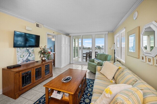 Building Photo - 4610 White Ave