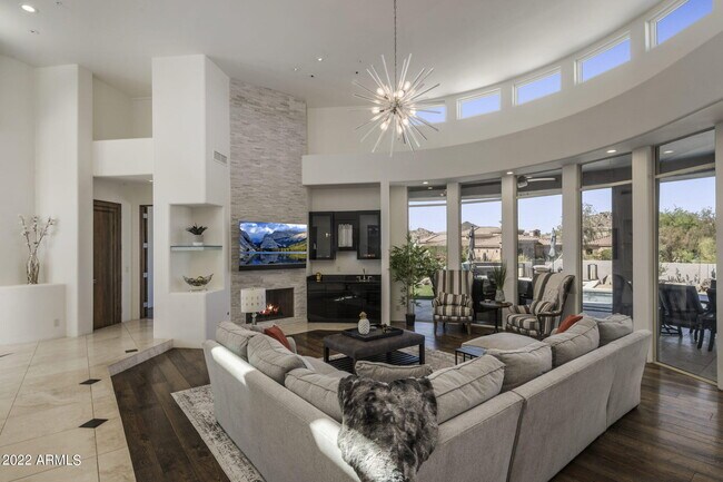 Building Photo - 10448 E Skinner Dr