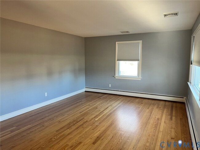 Building Photo - 10894 Tiller Rd