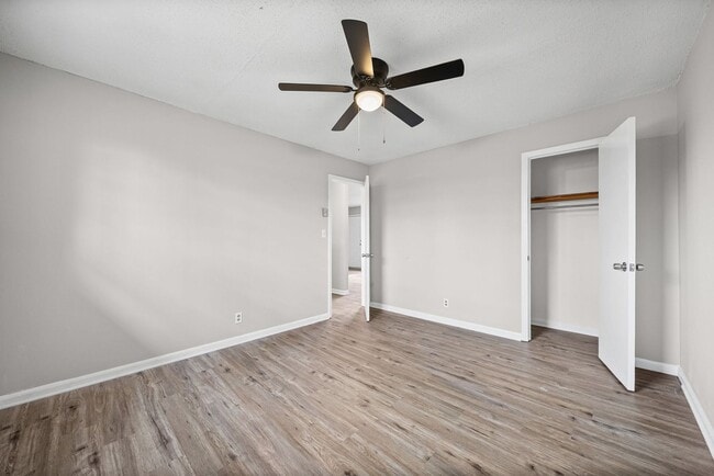 Building Photo - 111 Tandy Dr