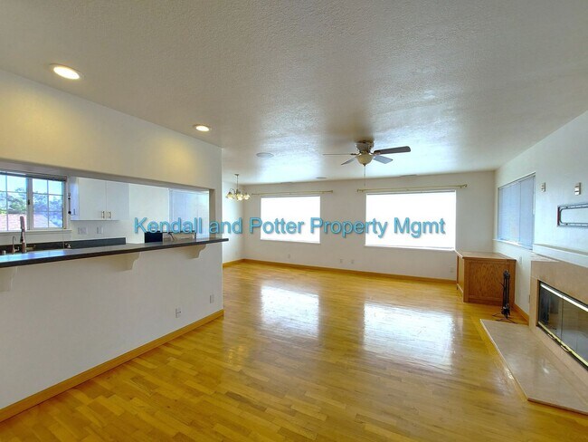 Building Photo - Wonderful 3+ Bed/2 Bath Home in Soquel