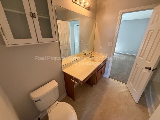 Building Photo - 255 Malamute Ln
