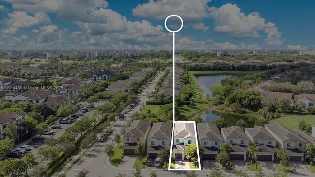 Building Photo - 3374 NW 5th St