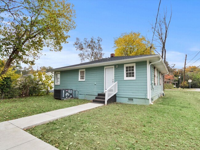 Building Photo - Fully Remodeled Corner-Lot Home Just Minutes from RSA & I-565!