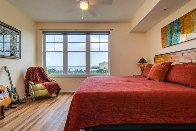 Building Photo - 345 Bayshore Blvd