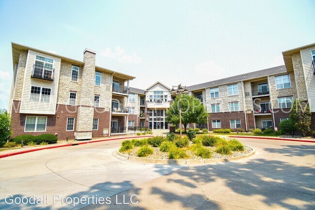 Primary Photo - 2 br, 2 bath House - 3031 Grand Ave #214