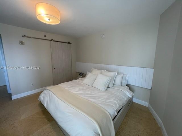 Building Photo - 17201 Collins Ave