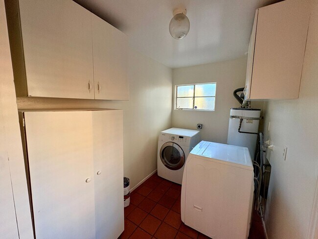 Building Photo - Secluded 3 Bedroom House in Encinitas