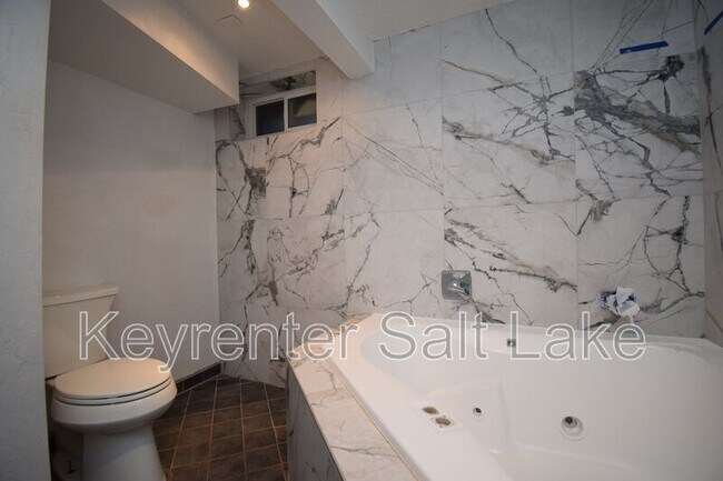 Building Photo - 2128 S 1900 E