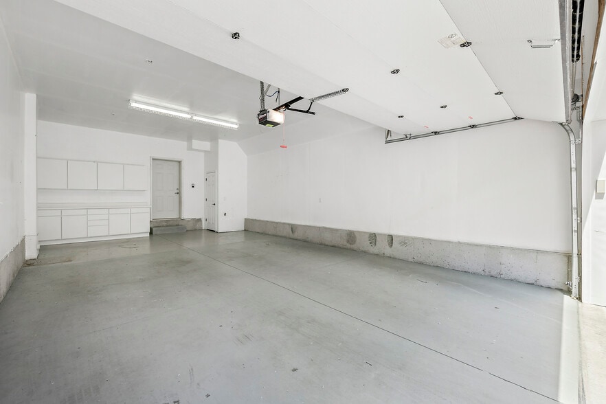 Building Photo - 1104 Meadow Fork Rd #9