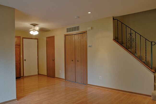 Building Photo - 4 125th LN NW