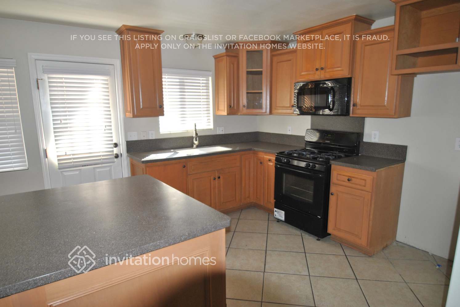 Building Photo - 22023 Violeta Ave